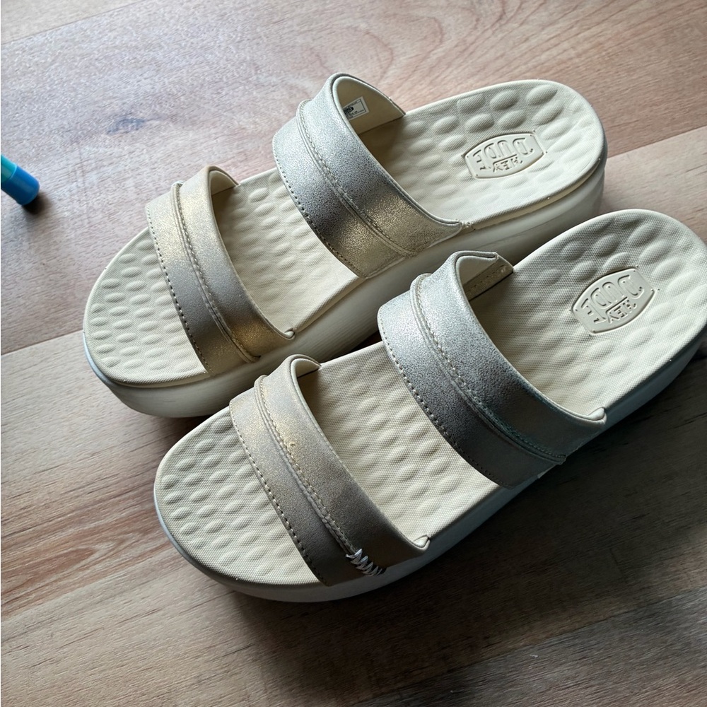 Hey Dude Women's Austin Slide Platform Sandals — Metallic Gold and White - Picture 6 of 6